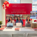 Equipo de BECCA en el stand de The Don Dom atendiendo inversores durante el Dominican House Fest en Nueva York